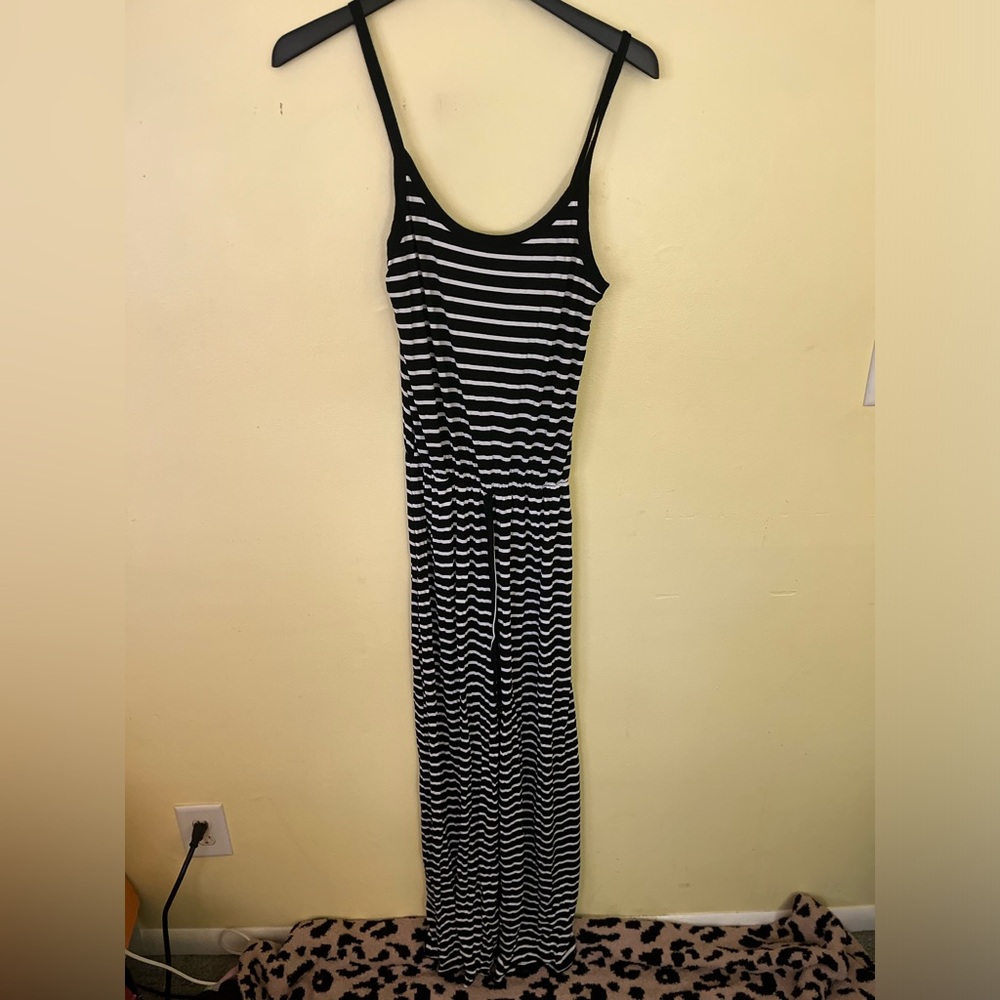 Icon Apparel Black and White Striped Jumpsuit Size Large